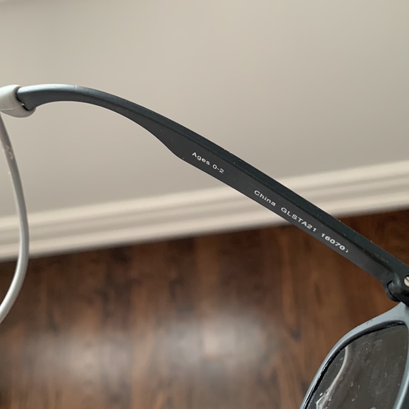 Very gently used Infant sunglasses with strap for age 0-2 - Picture 2 of 4